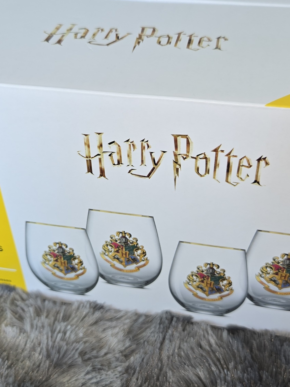 Harry Potter Hogwarts Heritage 4 Stemless Wine Glasses SET New in Box JOY JOLT